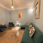 Apartament Omiros